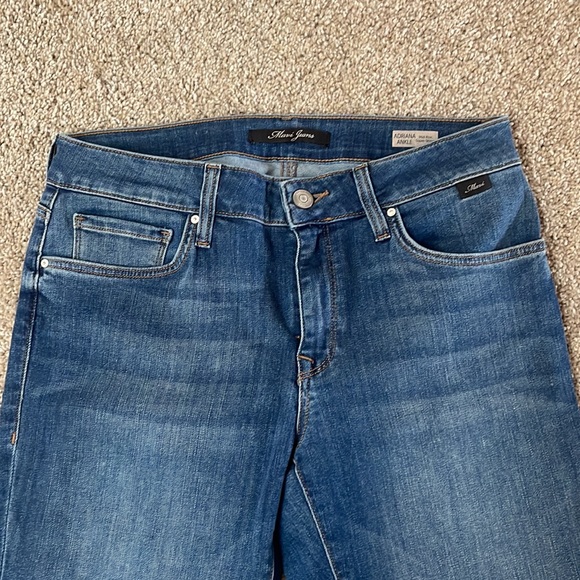 Cute ankle jeans in great condition. - Picture 3 of 7